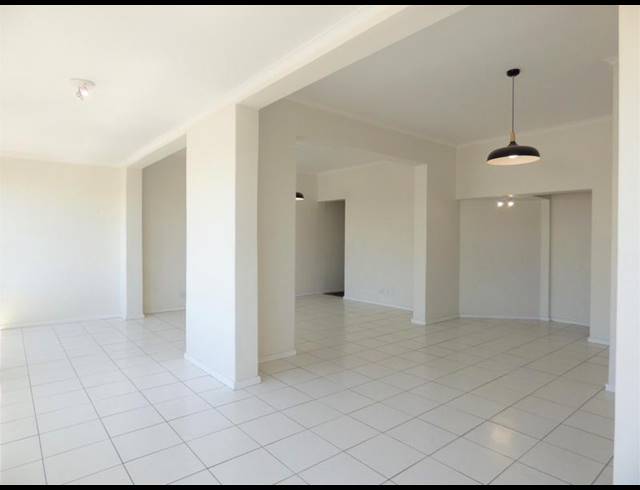 3 BEDROOM PROPERTY TO RENT IN GREEN POINT